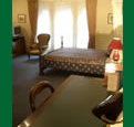 Quality Macquarie Manor - Holiday Find