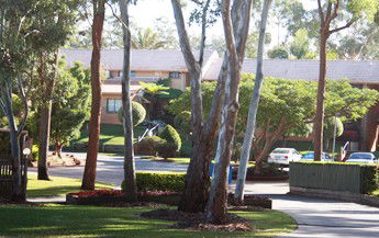 Comfort Inn & Suites Robertson Gardens - Holiday Find 0