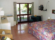 Kuranda Rainforest Accommodation Park - Holiday Find 0