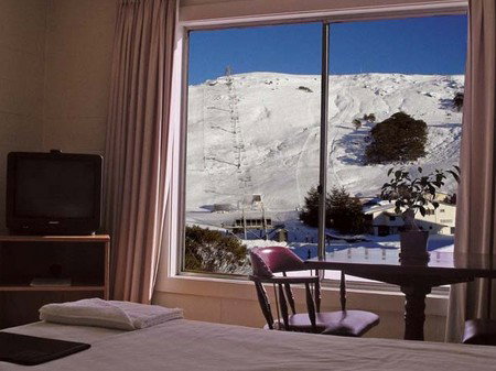 Falls Creek Hotel - Holiday Find 1