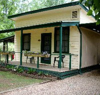 Pioneer Garden Cottages