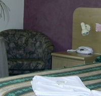 Parkway Motel