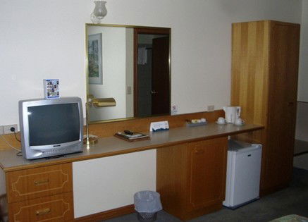 St Georges Motor Inn - Holiday Find 3