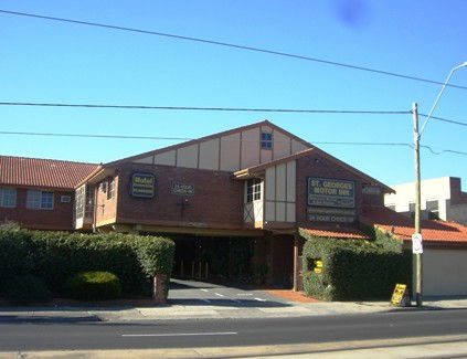 St Georges Motor Inn - Holiday Find 4