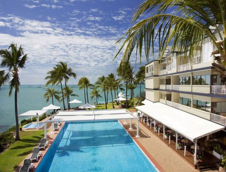 Coral Sea Resort - Holiday Find 4