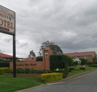 Travellers Rest And The Courtyard Restaurant