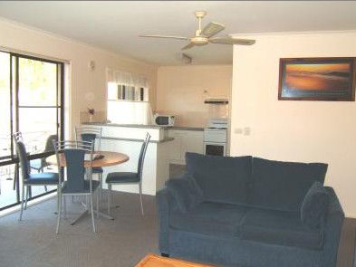 Ocean Drive Apartments - Holiday Find 0