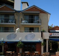 Beachside Apartment Hotel - Holiday Find