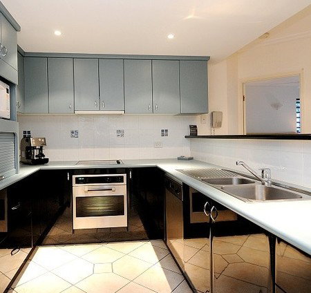 Oasis At Palm Cove - Holiday Find 3