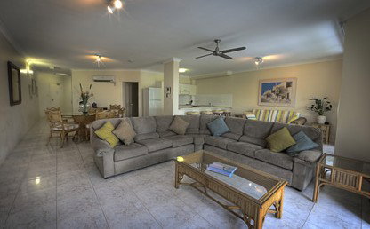 Costa Royale Beachfront Apartments - Holiday Find 1