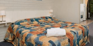 Regency Waterfront Motel - Holiday Find 0