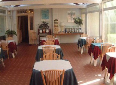 Mclaren Hotel - Holiday Find 1