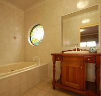 Country Gardens Motor Inn - Holiday Find