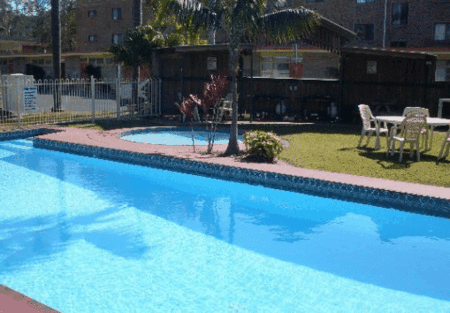Hawaiian Sands Motor Inn - Holiday Find 1