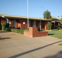 Junction Motor Inn - Holiday Find