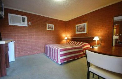 Junction Motor Inn - Holiday Find 2
