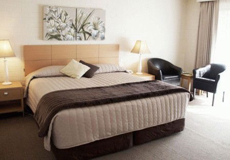 Nagambie Motor Inn - Holiday Find 2