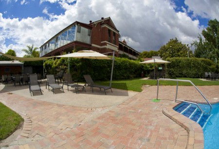 Mansfield VIC Holiday Find