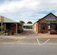 Lake Albert Motel - Holiday Find