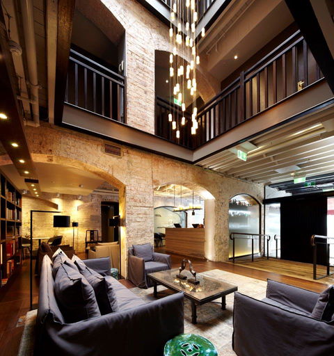 Harbour Rocks Hotel - Holiday Find 7