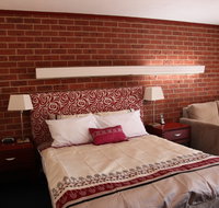 Carnegie Motor Inn and Serviced Apartments - Holiday Find
