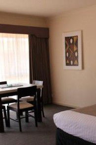  Werribee Park Motor Inn - Holiday Find 3