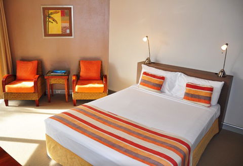 Waters Edge The Strand - Townsville - Holiday Find 3