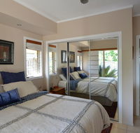 Hastings Cove Holiday Apartments - Holiday Find