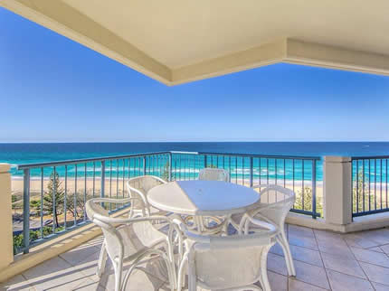 AA Oceana On Broadbeach - Holiday Find 9