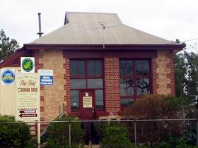 Pine Point Caravan Park - Holiday Find 0