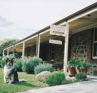 Thomas Henry's Of Port Elliot - Holiday Find