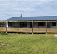 Surfin Sceales Beach House
