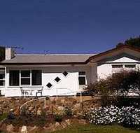 The Pines Holiday Home - Holiday Find
