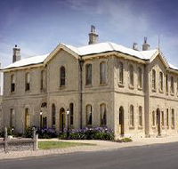 The Customs House - Holiday Find