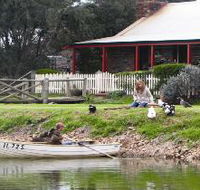 Stonewell Cottages and Vineyards - Holiday Find