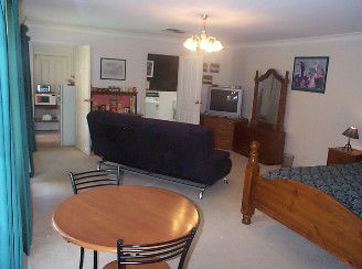 Magill Accommodation - Holiday Find 1
