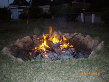 Pine Point Caravan Park - Holiday Find 3