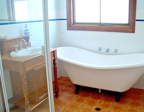 Ottilie's Cabin - Holiday Find 3