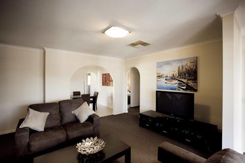 Balcony On Sixth Lodge - Holiday Find 3