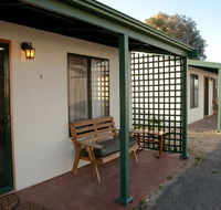 Moonta Bay Road Cabins and Cottages - Holiday Find
