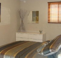 Luxury Vineyard Cottage on Pike River Lyrup - Holiday Find