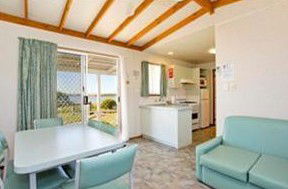 Peterborough Caravan Park - Holiday Find 10
