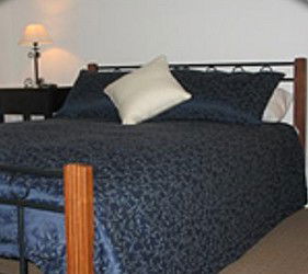 Ibis Apartments - Holiday Find 1