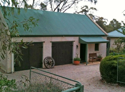 St Helens Cottages- Coach House - Holiday Find 9
