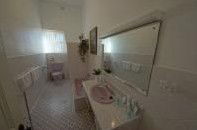 Myras Moonta Retreat - Holiday Find 6