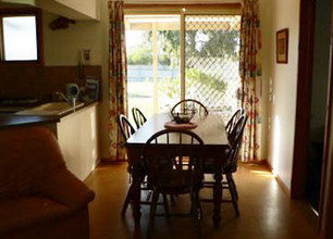 Swayne's Cottage - Holiday Find 4
