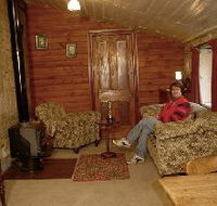 Colonial Cottages of Ross - Historic Hudson Cottage - Holiday Find