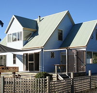 The Big Blue Retreat - Holiday Find