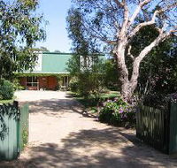 Pelican Bay Bed and Breakfast