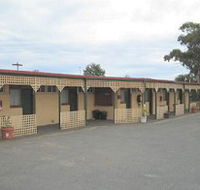 Central Court Motel - Holiday Find